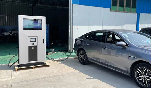 Chargeur de stockage EV